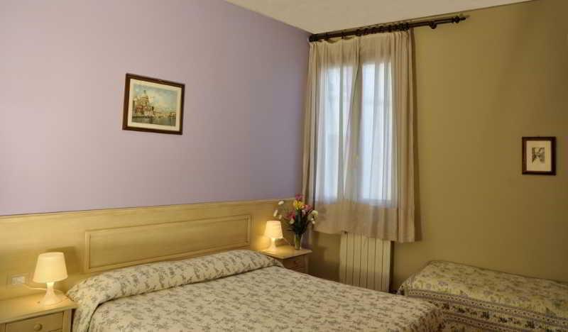 Hotel Regina Florence Ngoại thất bức ảnh